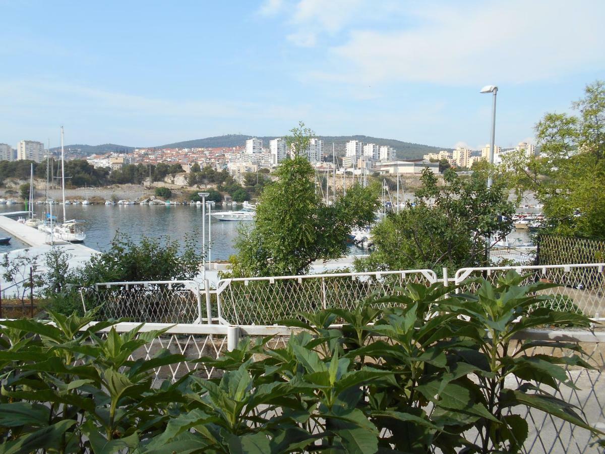 Apartments Ema Šibenik Exterior foto